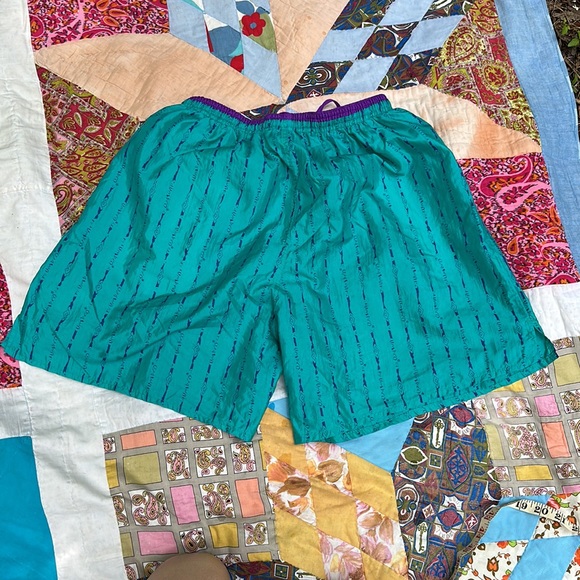 Vintage 90’s Umbro Sand Soccer Shorts-Size Large - Picture 8 of 10